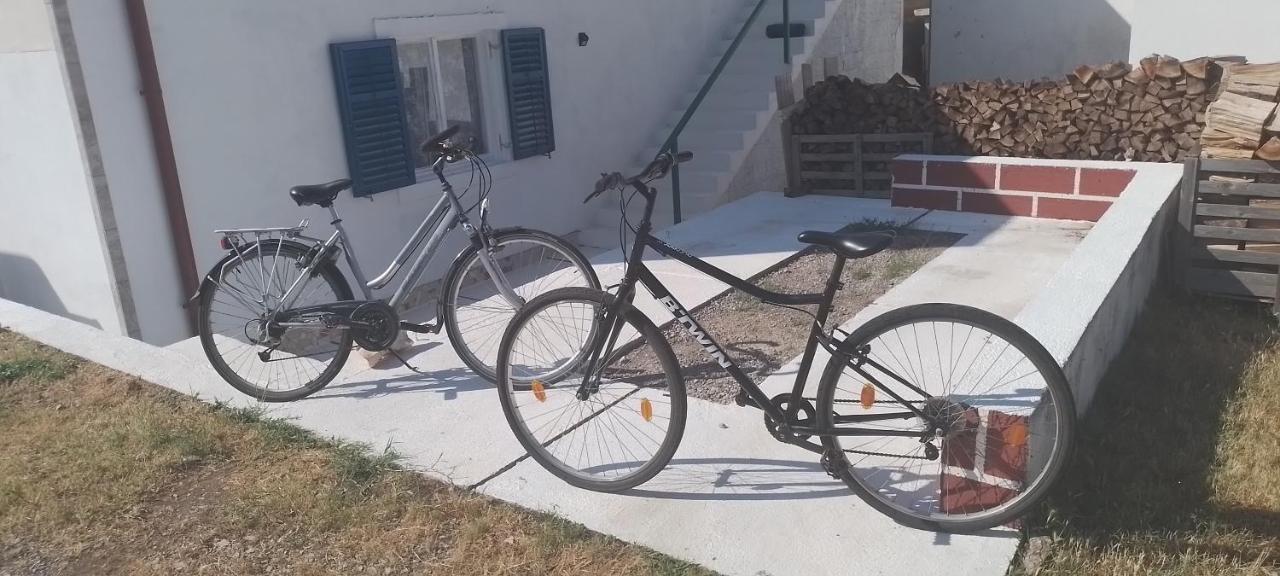 Apartman Kevin Karlobag Kültér fotó